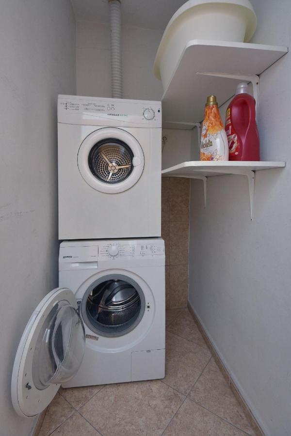 זאדאר Family Apartment Sara מראה חיצוני תמונה